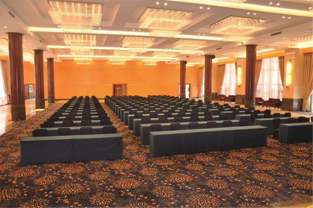 Chongqing Sunshine Continental Grand Hotel Bagian luar foto